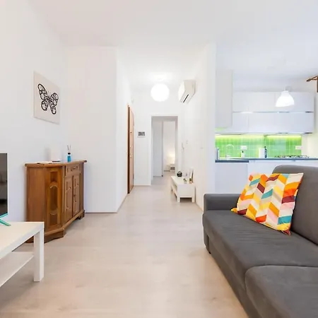 Apartamento Airport 5 Min - Apartment With Parking